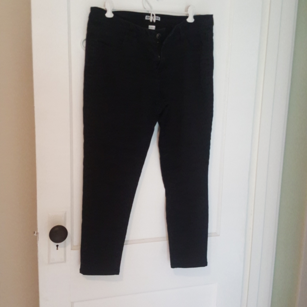 Express Ankle length black jeans
